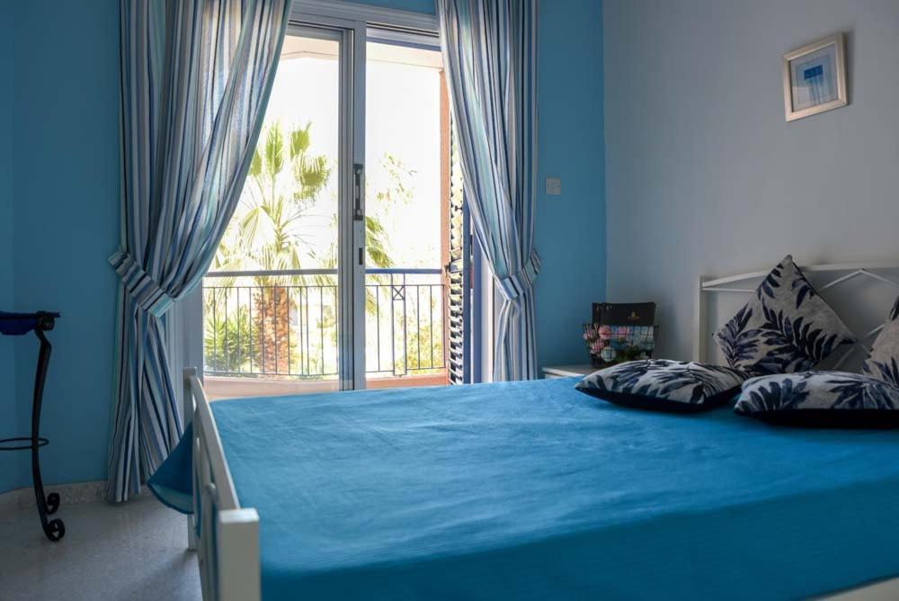 Paphos Paradise Gardens With A Large Terrace מראה חיצוני תמונה